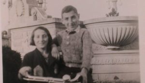 Edith mit Hans, 1937